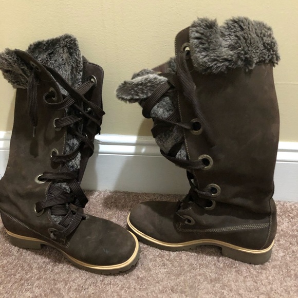 Boots - Picture 2 of 5